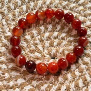 Elegant Red Agate Bracelet - Natural Stone - Grounding & Vital Energy